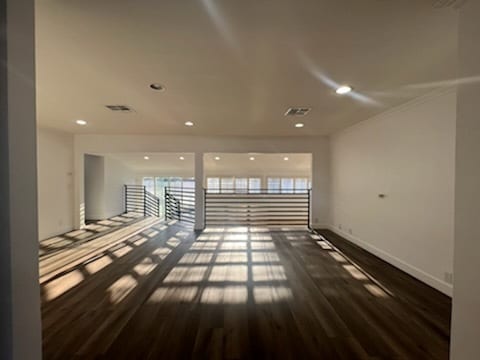 Building Photo - 9557 Dorrington Ave