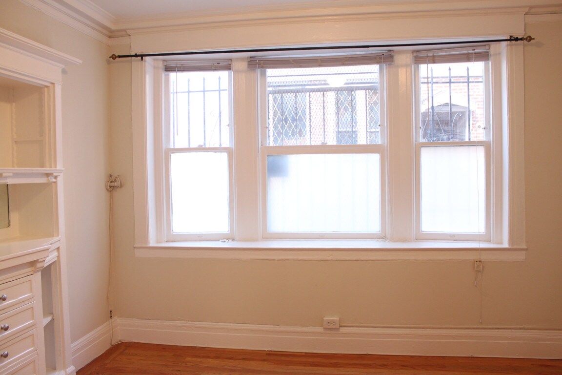 Primary Photo - 655 Hyde St