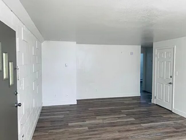 Building Photo - 1100 McHugh St