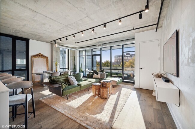 Foto del edificio - 111 S Peoria St
