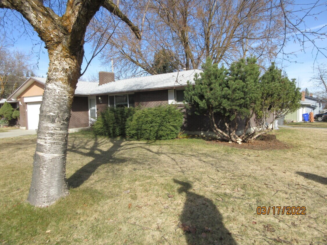 308 W Price Ave, Spokane, WA 99208 Townhome Rentals in Spokane WA