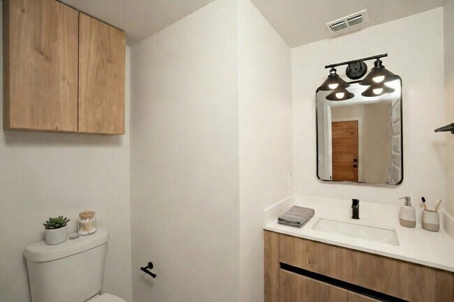 Foto del edificio - Beautiful 3 Bedroom Townhome in McAllen