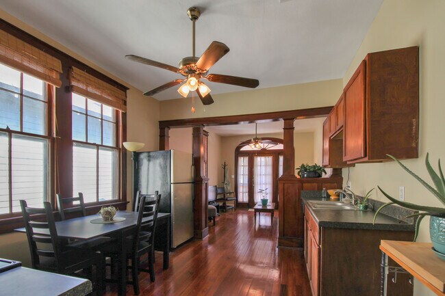 Eat in kitchen - 1721 Rousselin Dr