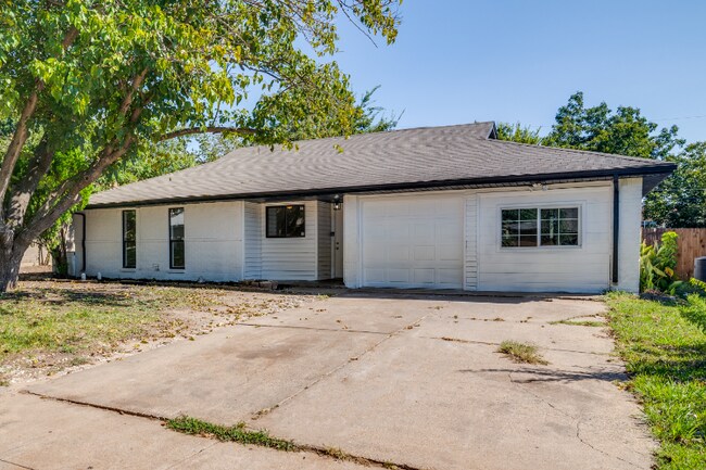 Foto del edificio - 1622 Hillwood Dr
