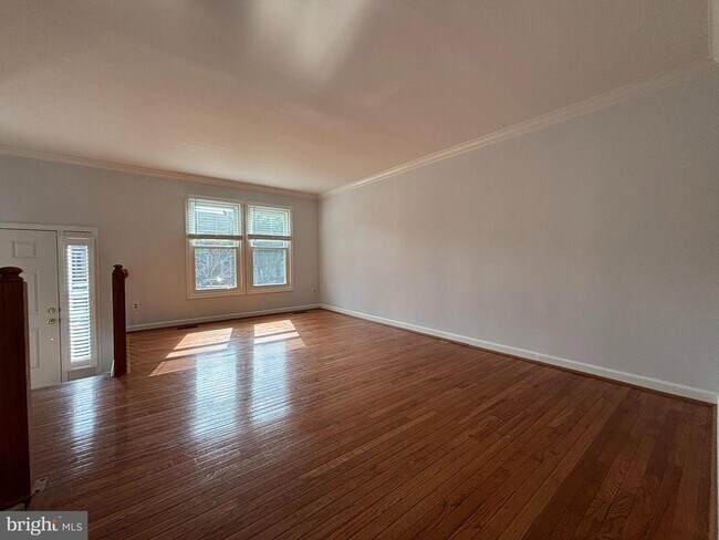 Foto del edificio - 6149 Joust Ln
