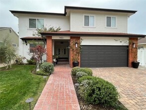 Building Photo - 7403 Alverstone Ave