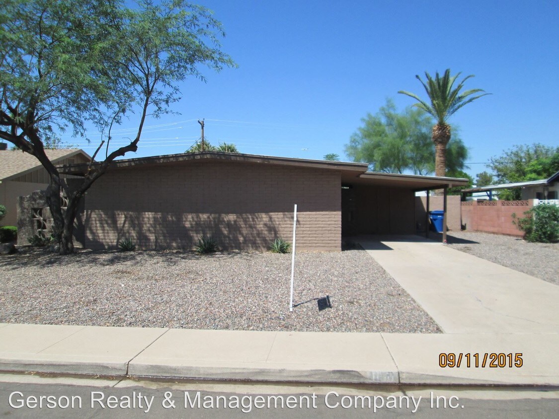 Primary Photo - 3 br, 1.5 bath House - 1150 E. Alameda Dr.