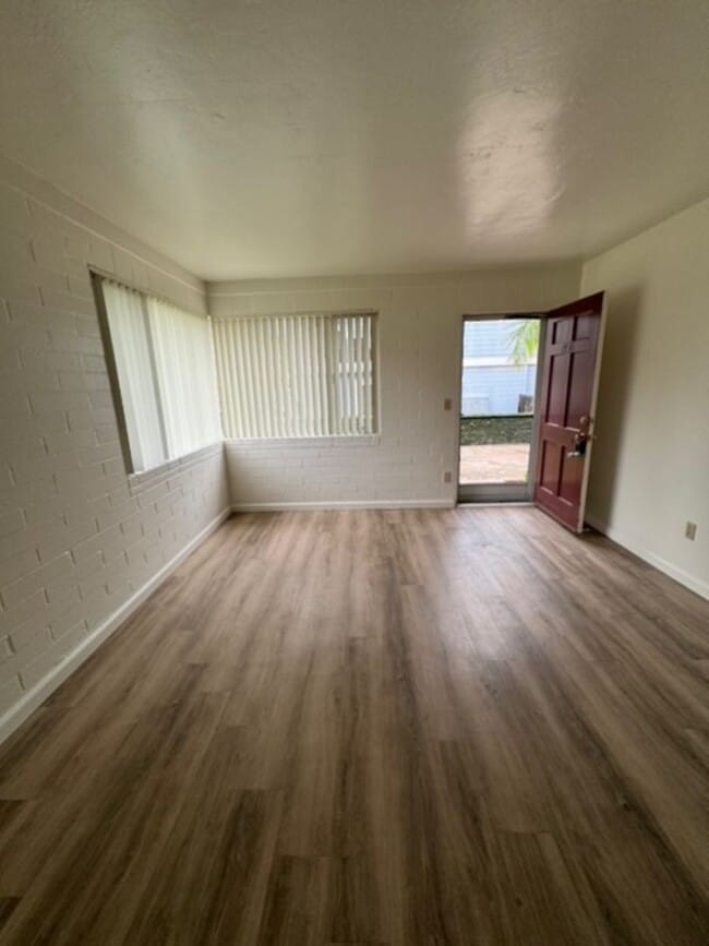 Building Photo - 1436 Oliver Ave