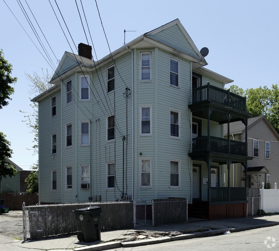 Building Photo - 150 Gallup St