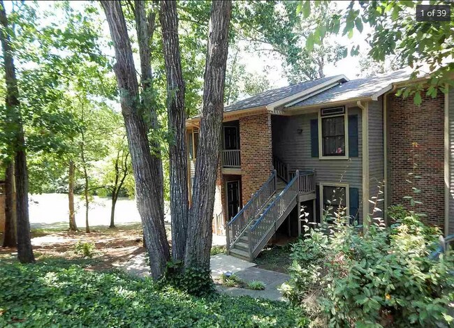 Foto del edificio - 2111 Greenwood Pl SW
