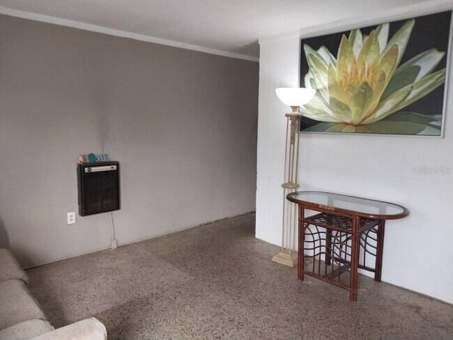 Foto del edificio - 742 W Anderson St