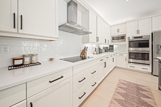 Foto del edificio - 9841 Salty Bay Dr