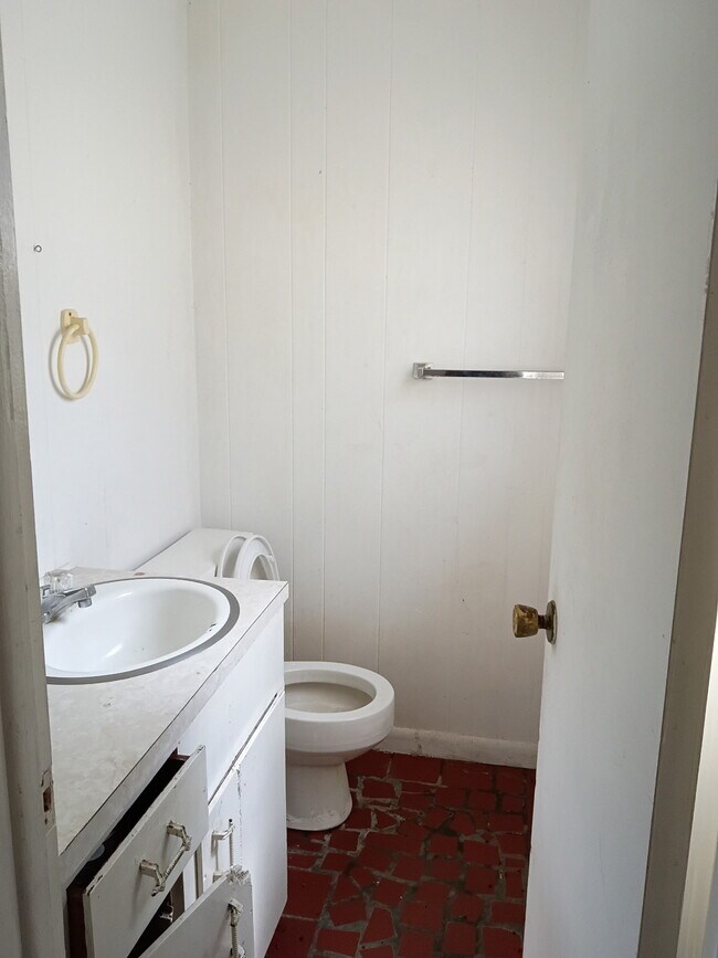 Foto del edificio - 402 Mimosa Cir