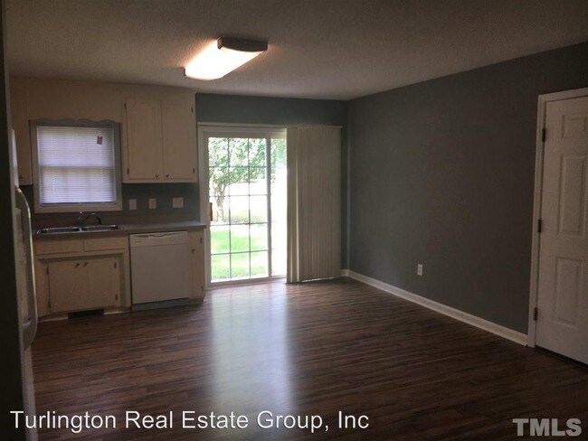 Building Photo - 304 Burgess Cir