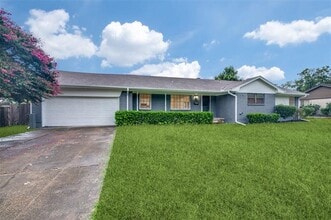 Building Photo - 3308 Ranch Dr