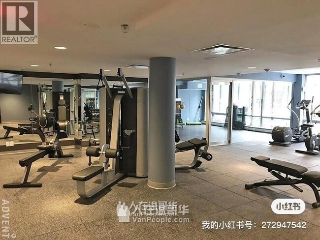 Building Photo - 1283 Howe St