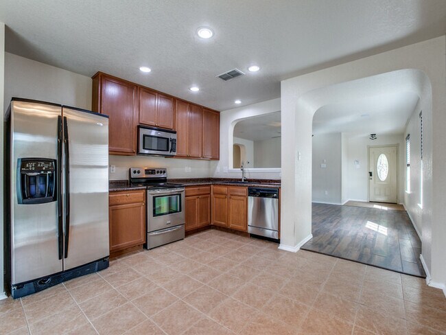 Building Photo - San Antonio, TX - House - $1,695.00 Availa...