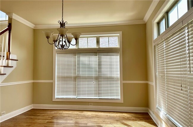 Building Photo - 10816 Ellicot Way