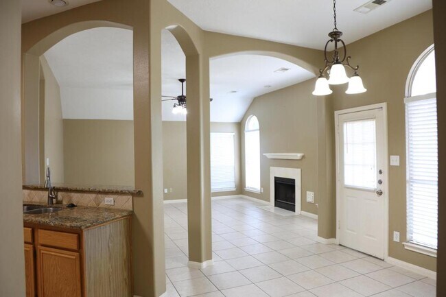 Building Photo - 3518 Stacy Park Cir
