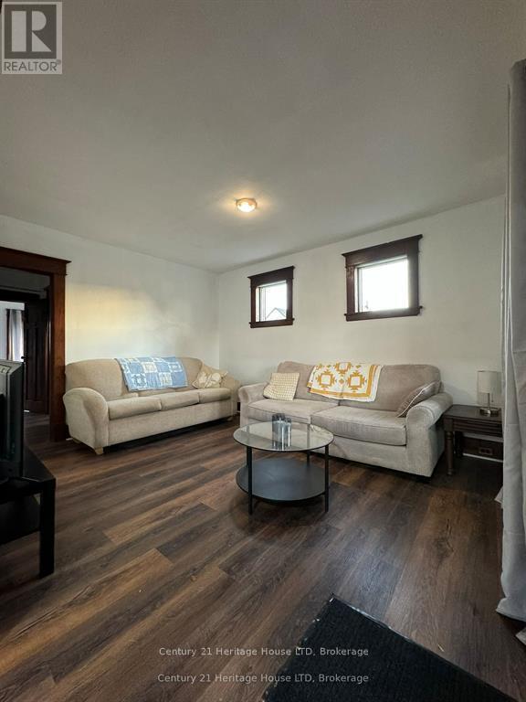 Photo du bâtiment - 364 Glendale Ave