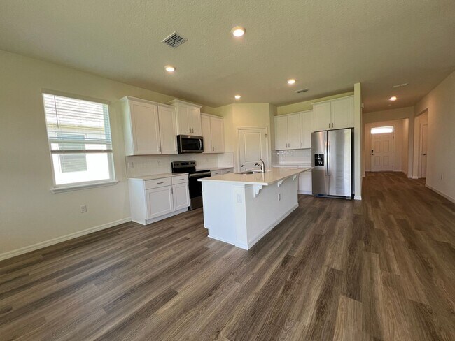 Foto del edificio - Desirable new build home in the Archers Mi...