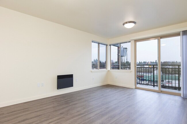 Building Photo - Phinney 12 Apartments
