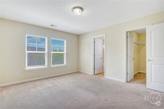Building Photo - 175 Calm Oaks Cir
