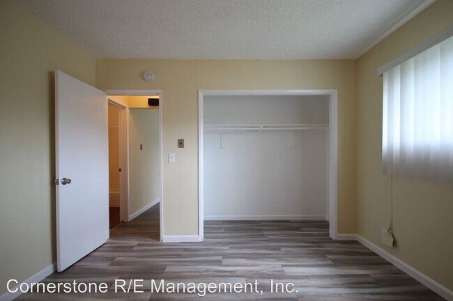 Building Photo - 1629 W 84th St