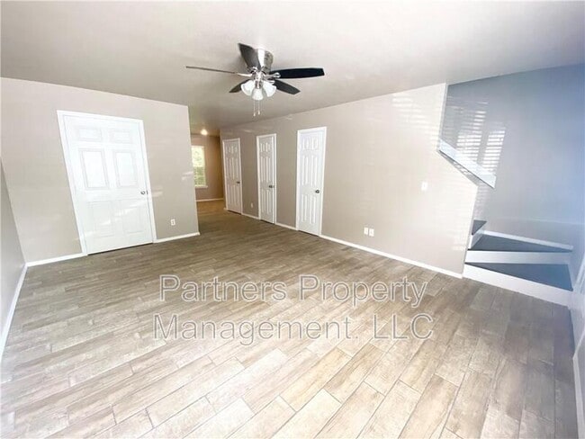 Photo - 1530 N Addington Ave Apartment