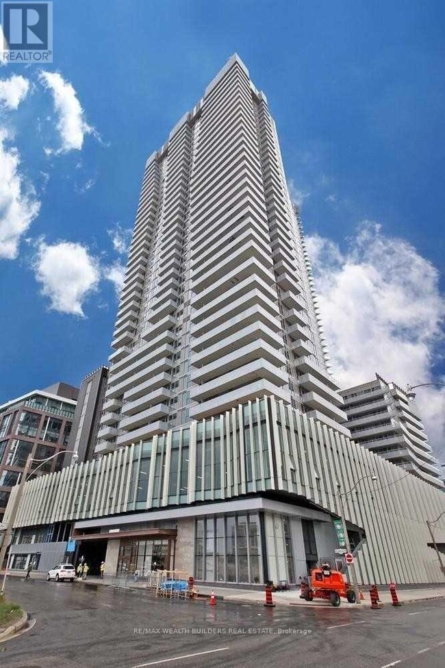 Building Photo - 20 Richardson St