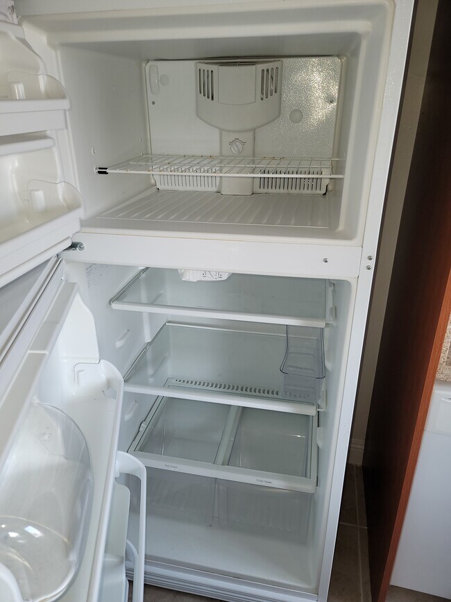 Refrigerador - 1421 16th St