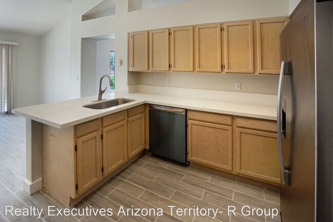 Foto del edificio - 3 br, 2 bath House - 10188 E. Kensington Dr.