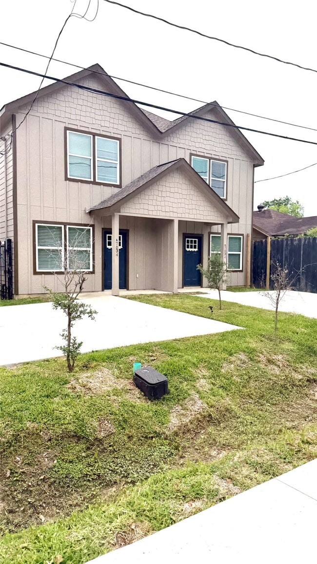 Building Photo - 7034 Smilax St