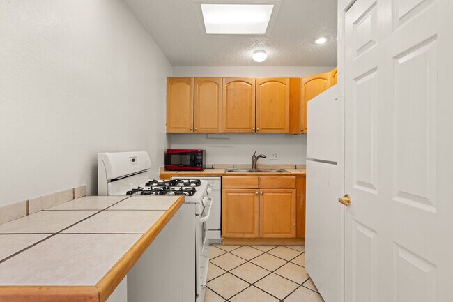 Foto del edificio - 2800 Vail Ave SE