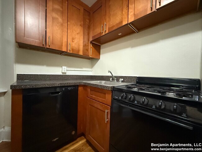 Building Photo - 1788 Beacon St