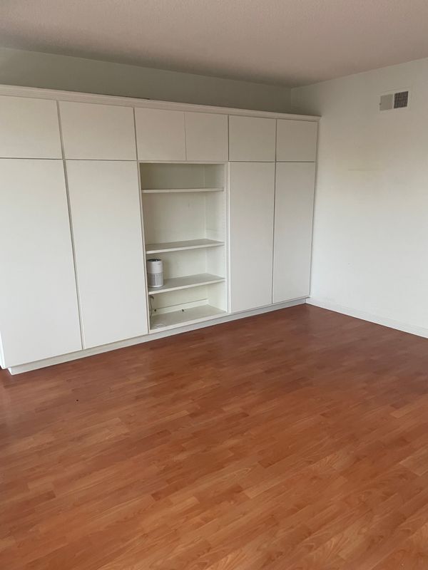 Foto del edificio - 4513 W 132nd St