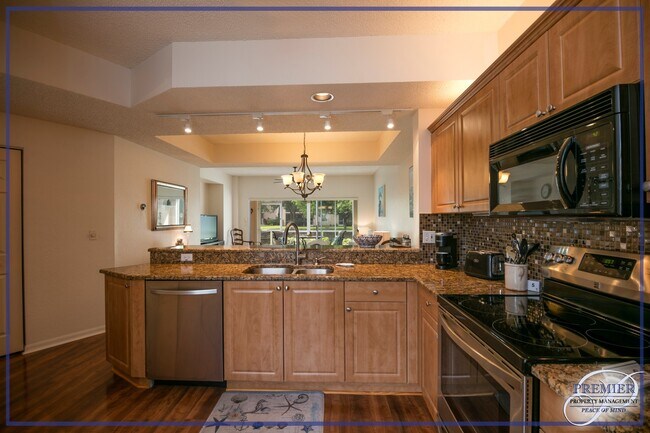 Foto del edificio - ***2 Bed/ 2 Bath***FAIRWAYS OF EMERALD GRE...