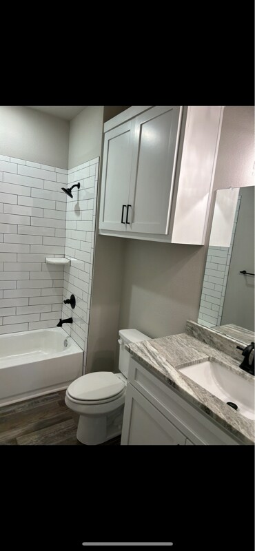 Foto del edificio - 800 Co Rd 1058