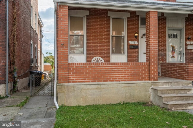 Photo - 5 Bedroms 1&1/2 Bathroom House