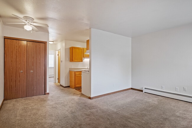 Building Photo - Prairie Creek Apartments