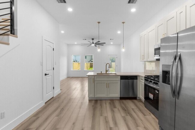 Foto del edificio - 4412 Alvin St