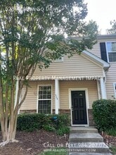 Building Photo - 528 Auburn Square Dr