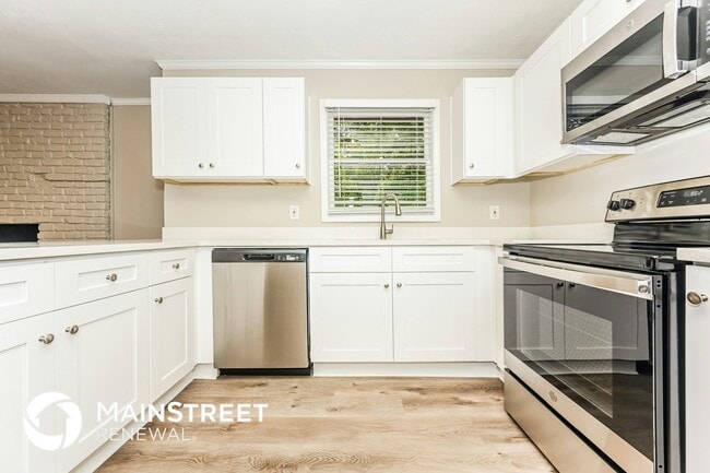 Foto del edificio - 3723 Eagle Woods Cir