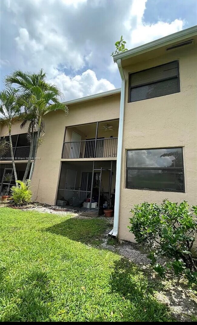 Foto del edificio - 1021 Adams Ave