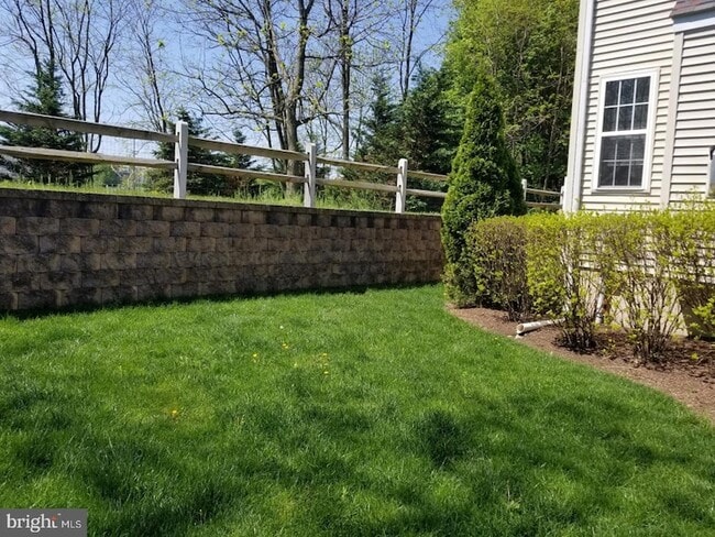 Building Photo - 80 Granite Ln