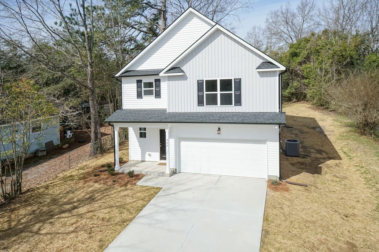 NEW Four Bedroom Home! House Rental in Dunn, NC