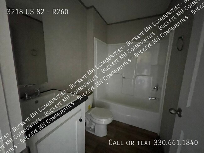 Foto del edificio - 3218 US 82-R260