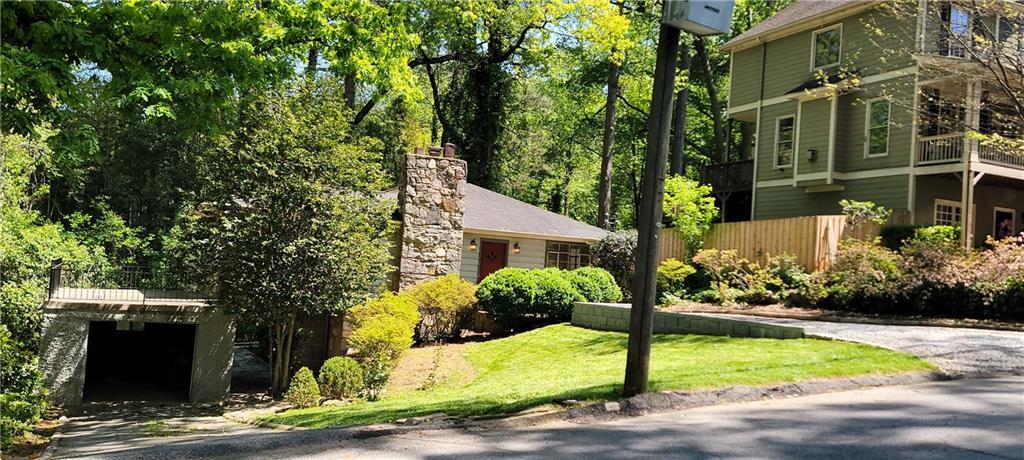 Foto principal - 2323 Adams Dr NW