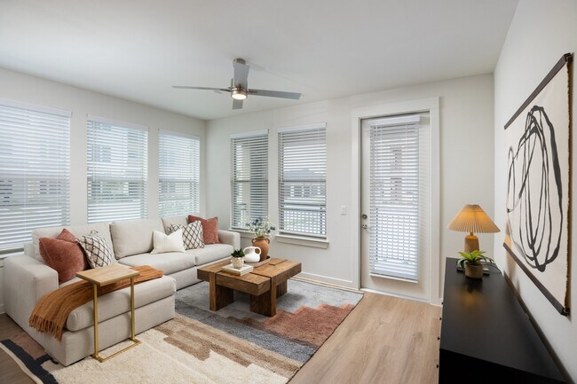 Foto del edificio - Smart Style, Smart Savings – Up to 6 Weeks...