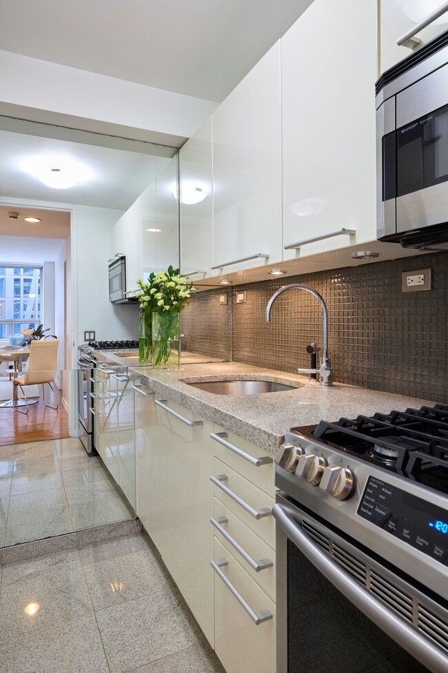 Photo - 15 W 53rd St Apartment